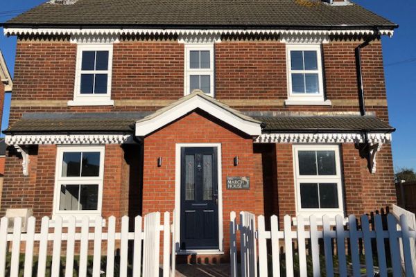 Front 99 London Road