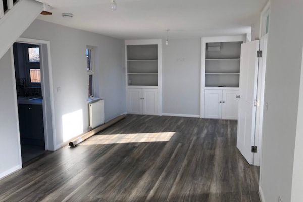 Loung 99 London Road